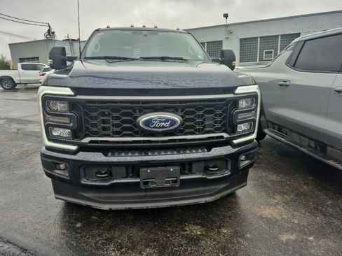Used 2024 Ford F250 XL w/ STX Appearance Package image 2