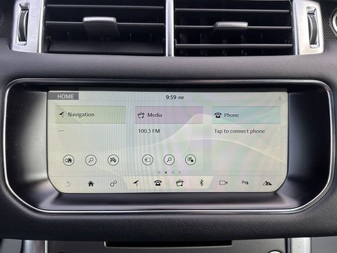 Used 2017 Land Rover Range Rover Sport SE image 26