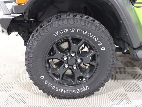 Used 2021 Jeep Wrangler Willys image 37