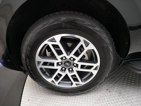 Used 2025 Ford Expedition Max Active image 28