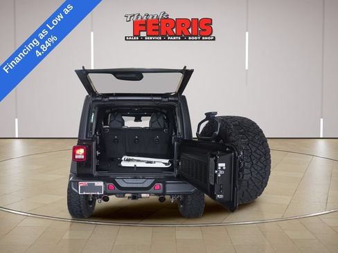 Used 2025 Jeep Wrangler Unlimited Sport AWD/4WD image 9