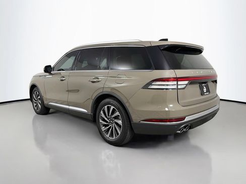 Used 2025 Lincoln Aviator 2WD w/ Equipment Group 101A image 7