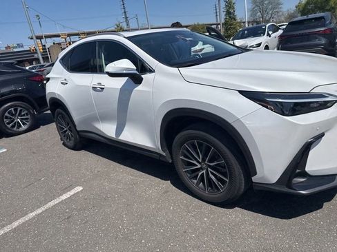 Used 2024 Lexus NX 350h AWD image 18