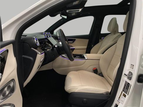 New 2026 Mercedes-Benz GLC 300 4MATIC image 29