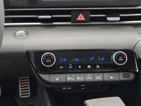 New 2026 Hyundai Elantra SEL Sport Premium FWD image 12