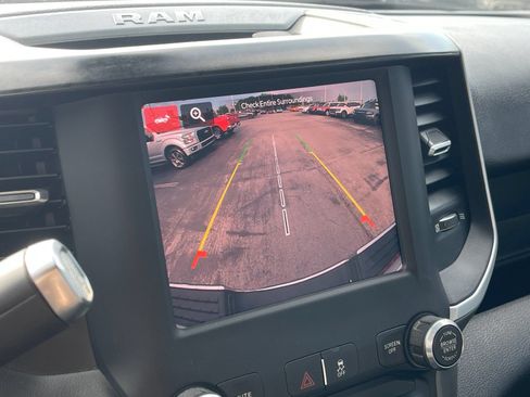 Used 2022 RAM 2500 Big Horn AWD/4WD image 20