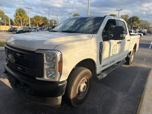 Used 2025 Ford F250 XL image 13