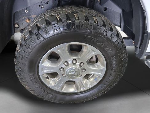 Used 2024 RAM 2500 Big Horn AWD/4WD image 26