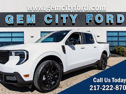 New 2026 Ford Maverick Lariat w/ Black Appearance Package