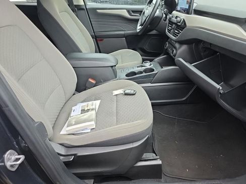 Used 2022 Ford Escape SE w/ Convenience Package AWD/4WD image 6