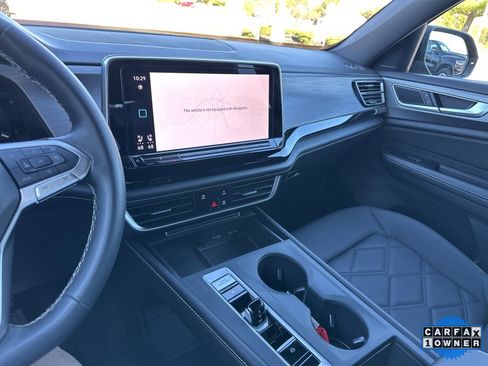 Used 2024 Volkswagen Atlas Cross Sport SE image 70