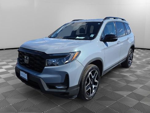 Used 2022 Honda Passport Elite image 3