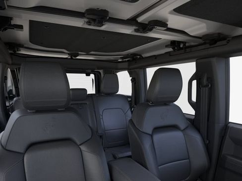 New 2026 Ford Bronco Badlands AWD/4WD image 14