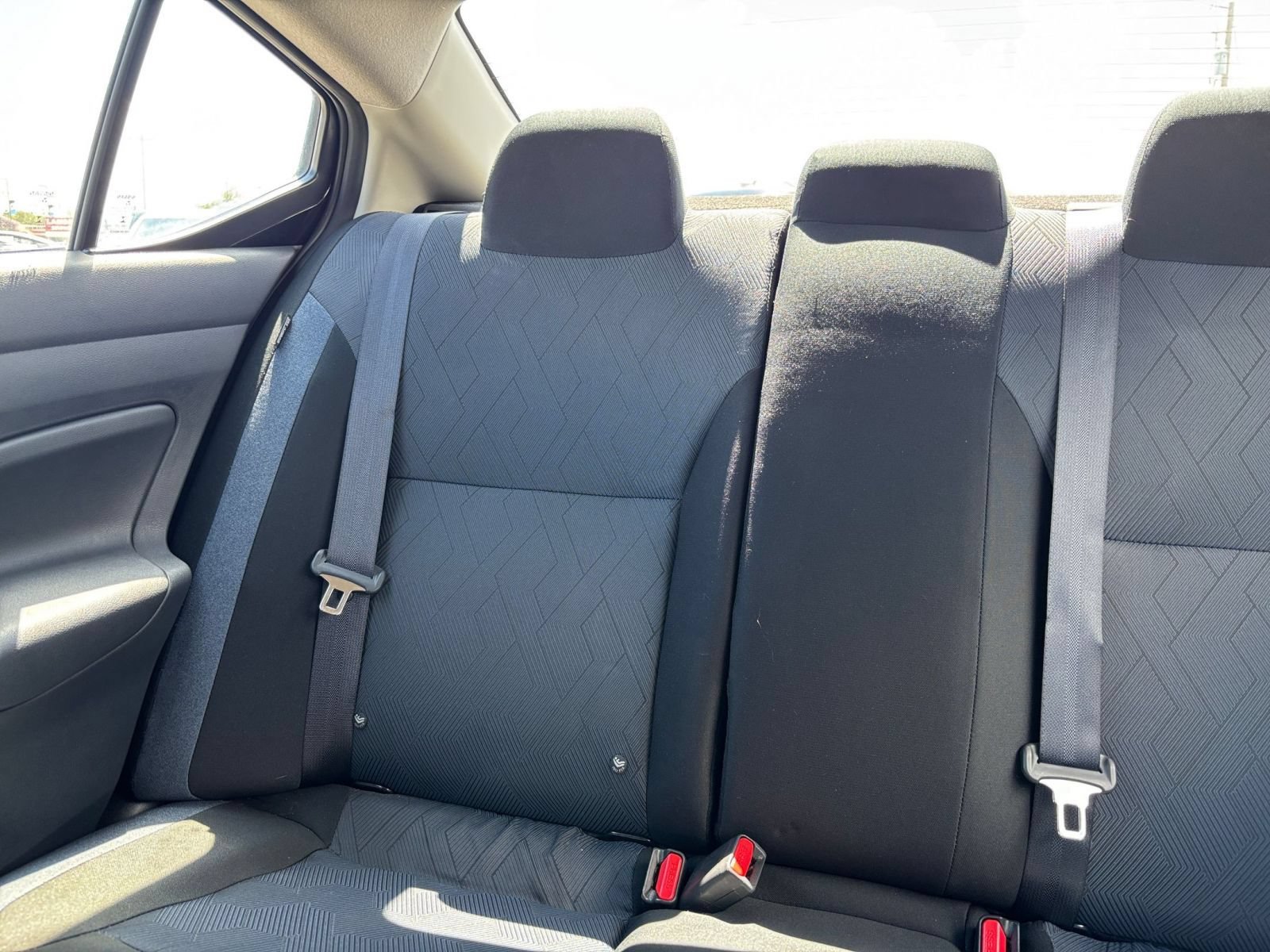 Used 2025 Nissan Versa SV FWD image 36