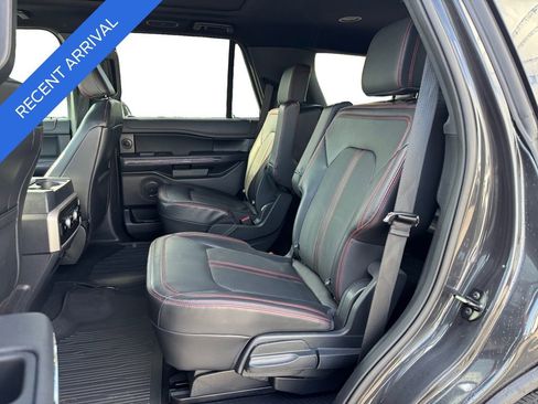 Used 2023 Ford Expedition Limited image 13