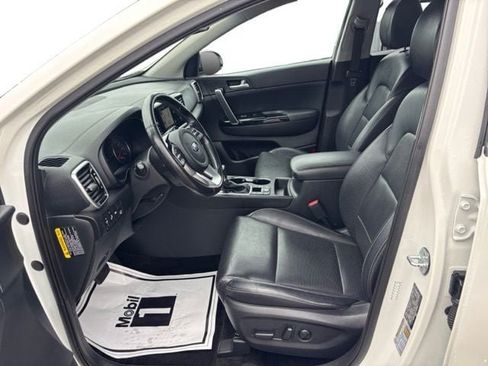 Used 2020 Kia Sportage EX w/ Option Group 15 AWD/4WD image 10