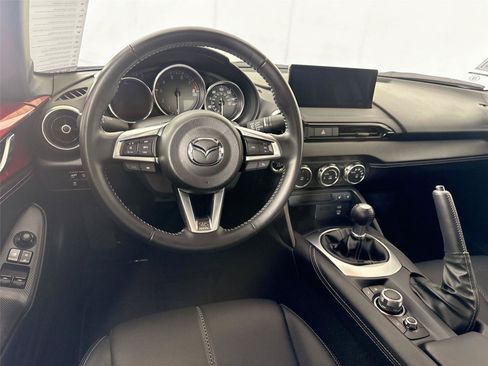 Certified 2025 MAZDA MX-5 Miata Grand Touring RWD image 35
