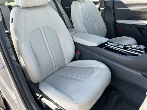 Used 2023 Hyundai Sonata SEL w/ Convenience Package FWD image 29