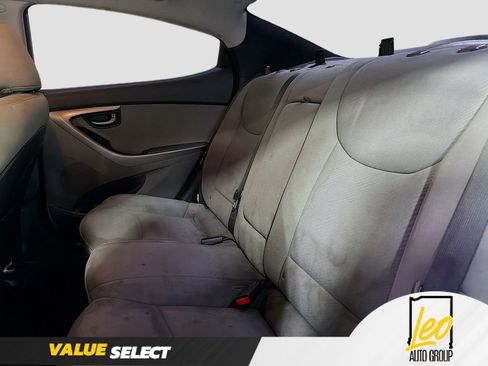 Used 2013 Hyundai Elantra GLS FWD image 21