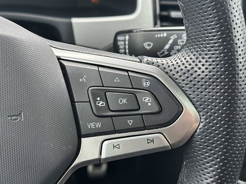 Used 2023 Volkswagen Atlas Cross Sport SEL R-Line AWD/4WD image 23