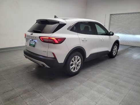 Used 2023 Ford Escape Active w/ Tech Pack #2 image 9