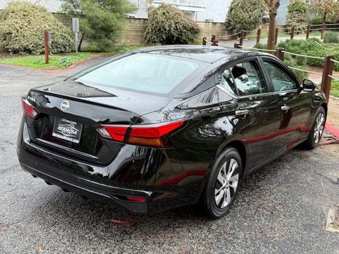 Used 2022 Nissan Altima 2.5 S w/ Driver Assist Package image 28