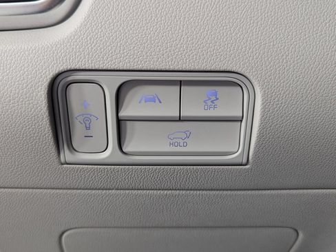 Used 2022 Kia Sorento S w/ Panoramic Sunroof Package FWD image 12