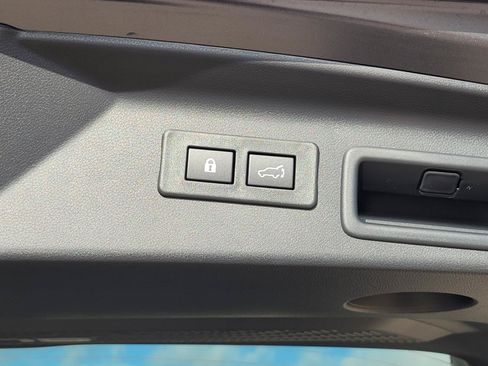 New 2026 Subaru Forester Premium AWD/4WD image 19