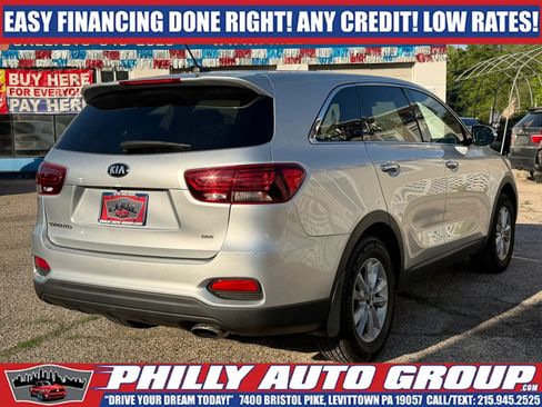 Used 2019 Kia Sorento FWD image 8