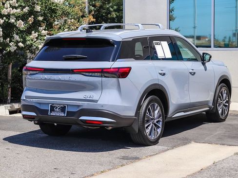 Certified 2026 INFINITI QX60 Luxe w/ Cargo Package FWD image 6