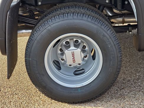 New 2026 GMC Sierra 3500 Pro AWD/4WD image 7