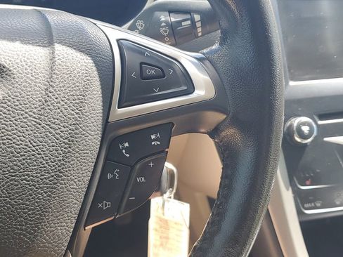 Used 2014 Ford Fusion SE w/ Equipment Group 202A image 26