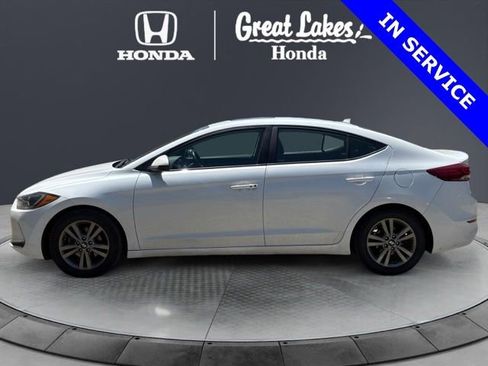 Used 2018 Hyundai Elantra Value Edition FWD image 3