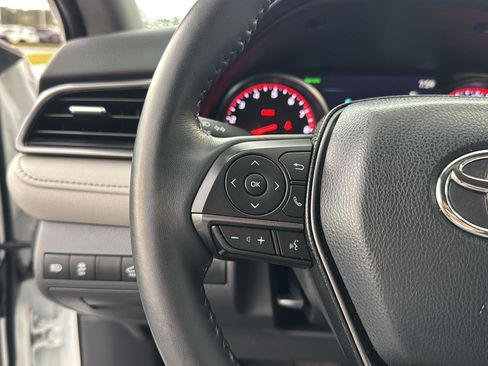 Used 2024 Toyota Camry XSE image 18