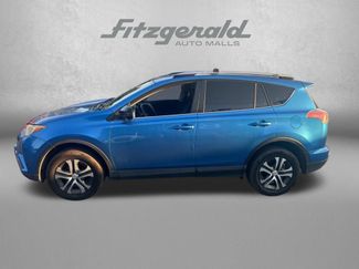 Used 2016 Toyota RAV4 LE FWD video 2
