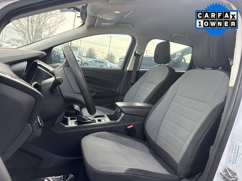 Used 2019 Ford Escape S image 12