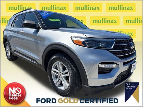 Used 2021 Ford Explorer XLT w/ Equipment Group 202A RWD image 1