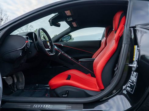 Certified 2022 Ferrari Roma image 30