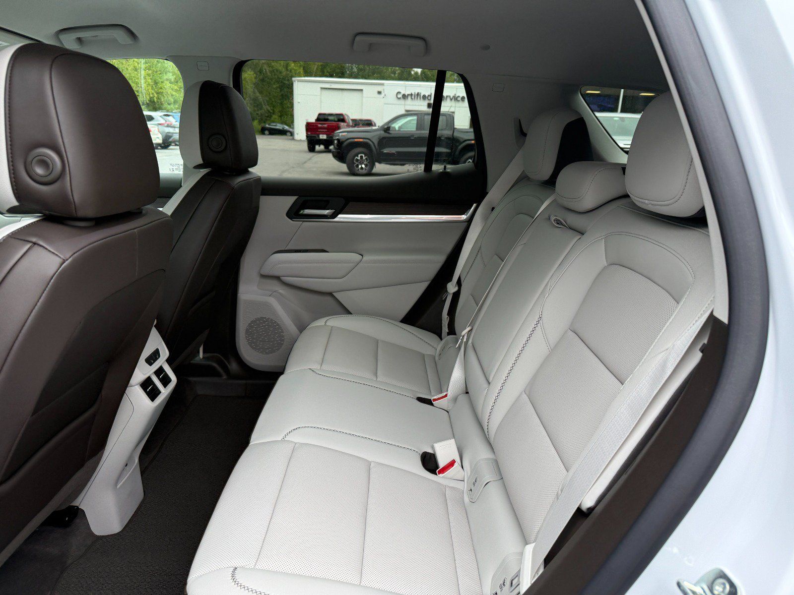 New 2027 GMC Terrain Denali AWD/4WD image 17