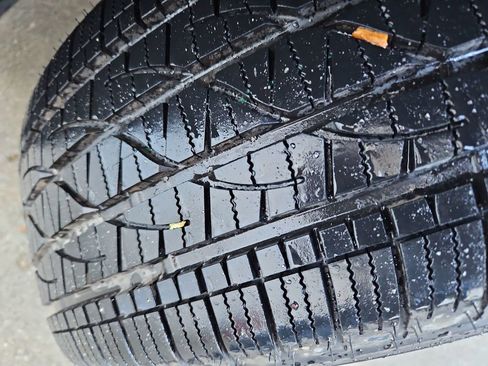 Used 2019 Ford Explorer 4WD w/ Class III Trailer Tow Package image 30