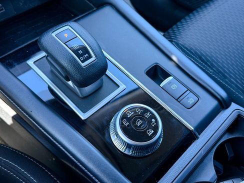 Used 2022 Mitsubishi Outlander ES image 24