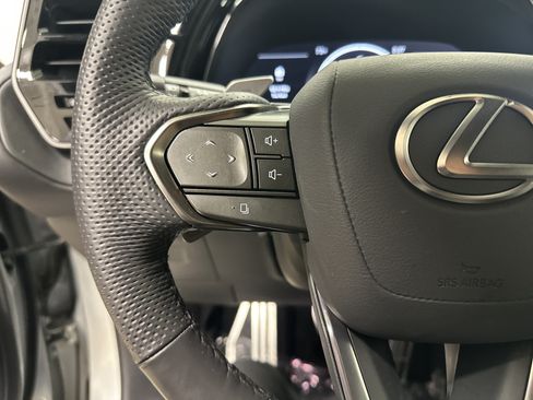 Used 2025 Lexus TX 500h AWD image 19