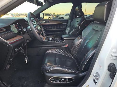 Certified 2022 Jeep Grand Cherokee Summit w/ Adv Protech Group IV image 4