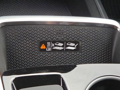 New 2026 Chevrolet Equinox LT w/ Convenience Package II AWD/4WD image 9