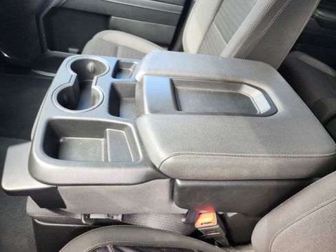 Used 2024 Chevrolet Silverado 2500 LT image 34