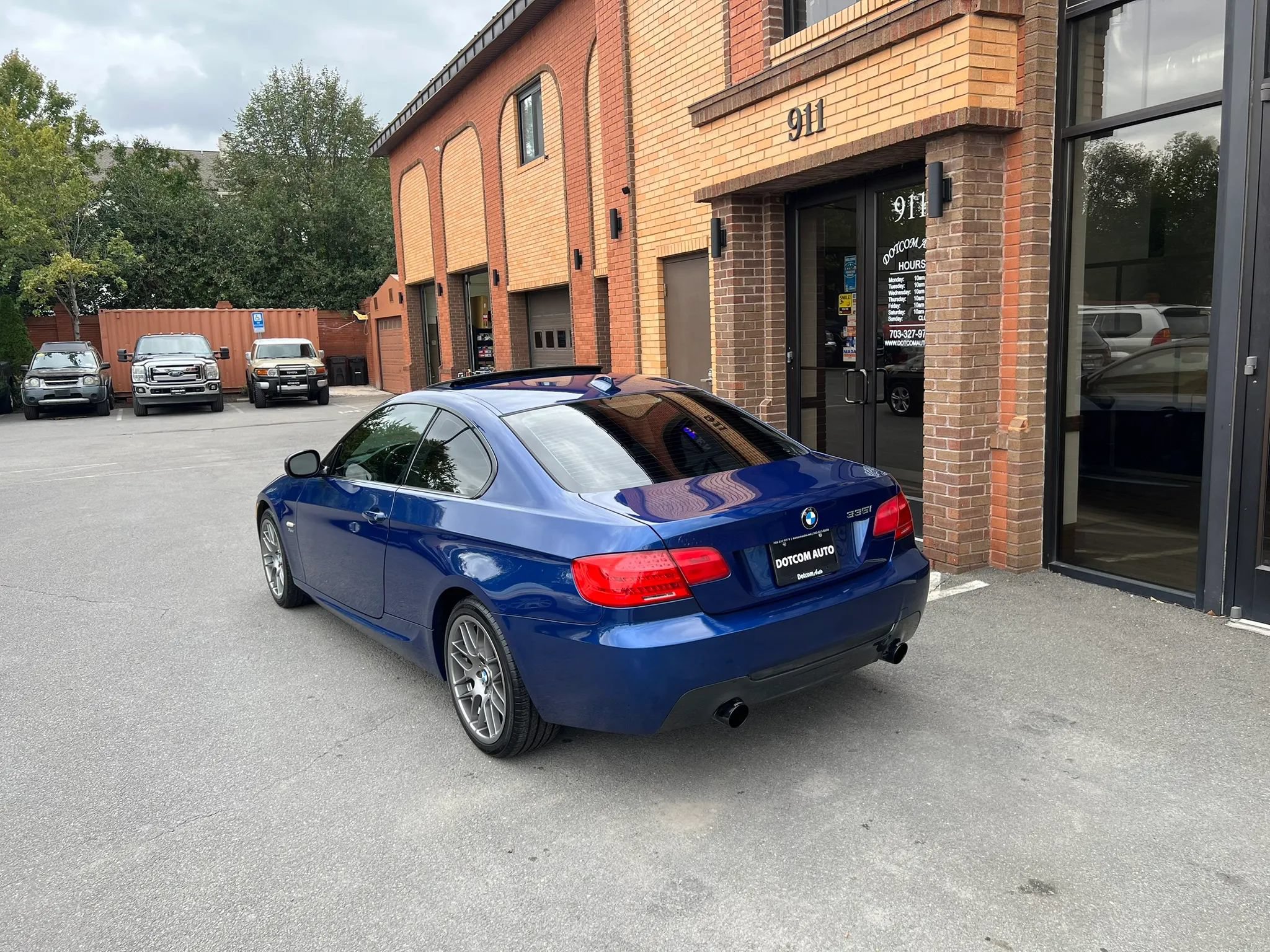 Used 2012 BMW 335i xDrive Coupe AWD/4WD image 5