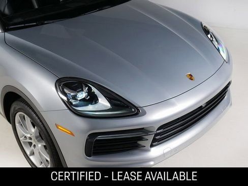 Used 2022 Porsche Cayenne Coupe image 31