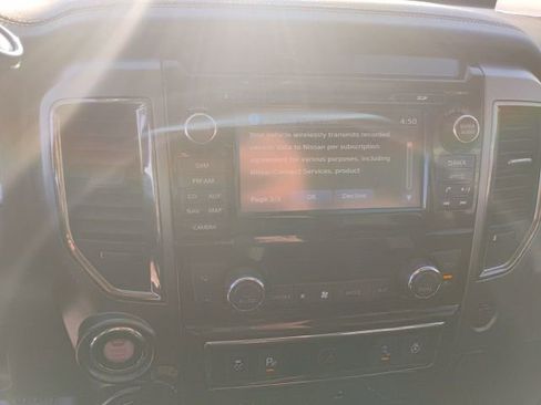 Used 2017 Nissan Titan Platinum Reserve image 21