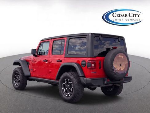 Used 2022 Jeep Wrangler Unlimited Rubicon 4xe AWD/4WD image 3