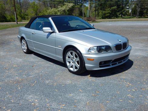 Used 2001 BMW 325Ci Convertible RWD image 7